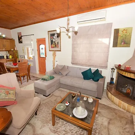 Deluxe Apartment Makrades